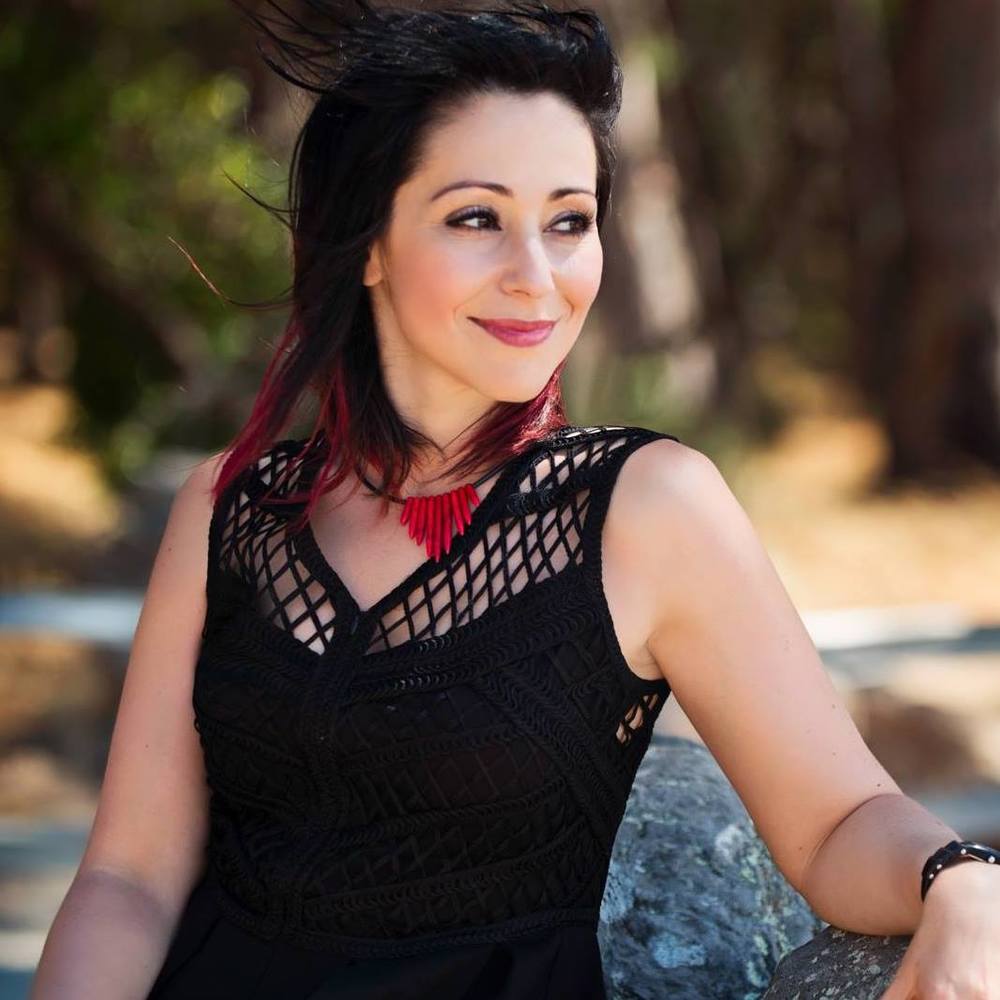 Meet your Posher, Liana